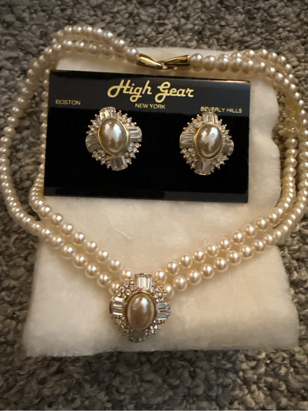Pearl and Crystal Statement Choker Necklace - Gold-Tone Accent